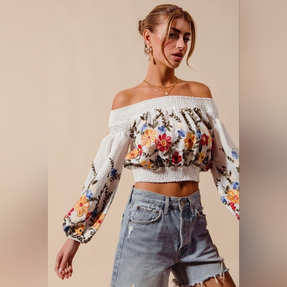 Floral Embroidered Off The Shoulder Crop Top - Picture 5 of 9